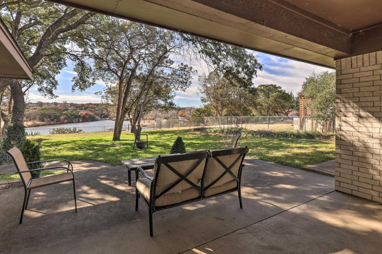 Granbury Getaway With Lake Views 2 Mi To Downtown! Exterior photo